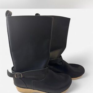 New: 42 Seven wooden clogs Black Leather Boots